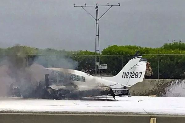 墜機(jī)事故中12人奇跡生還，包括一名兒童