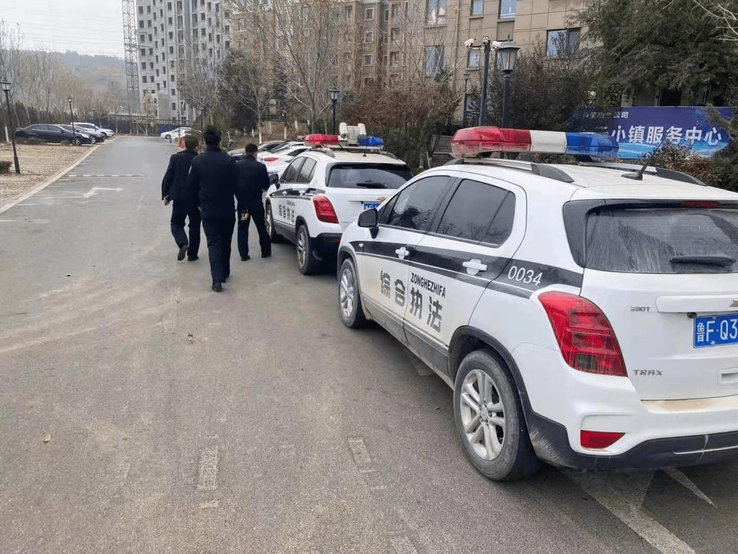 尹錫悅官邸前警車長龍守護(hù)